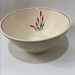 Universal Potteries Artisan Cream Red Floral Serveware Bowl Oven Proof Vintage